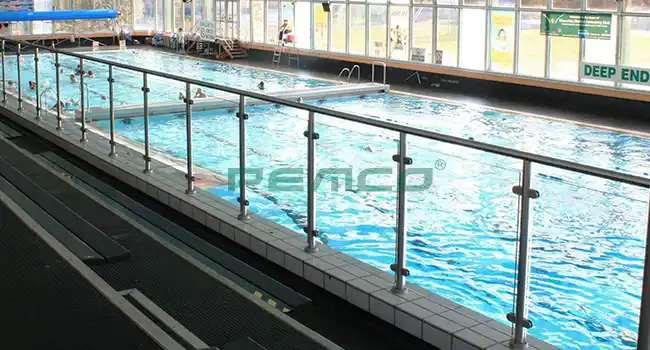 Swimming pool floor mounted d clamp glass handrail indoor